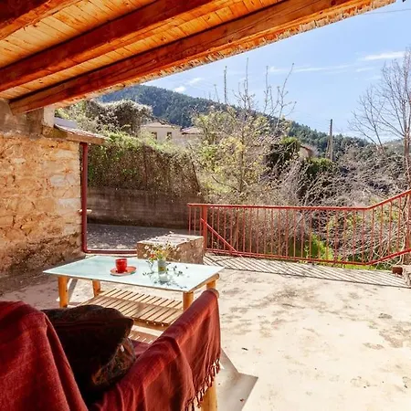 το Aρχοντικό των τσιντζίνων Vakantiehuis Polídhroson