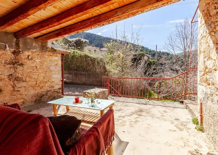 το Aρχοντικό των τσιντζίνων بيت للعطل Polídhroson